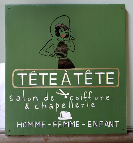 Tete-a-tete-coiffure-chapellerie